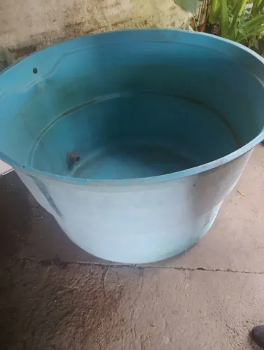 Vendo caixa água 1mil litros