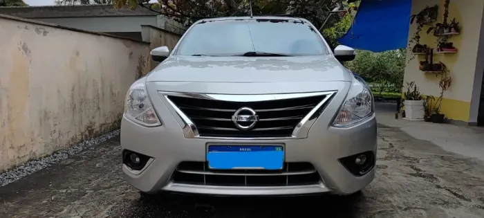 Nissan Versa Unique 1.6 16V Flexstart 4P Aut. 2017