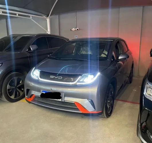BYD Dolphin EV (Elétrico) 2025