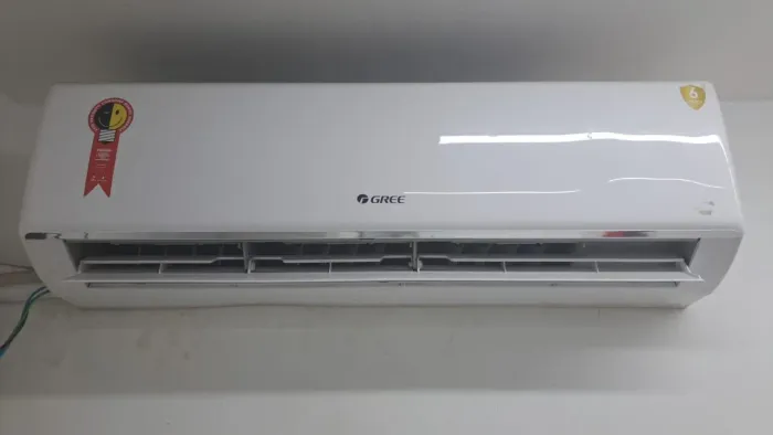 Ar-condicionado Gree split 18 mil BTUs gela muuuuito!