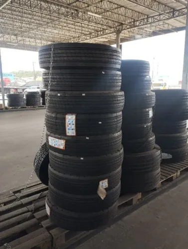 Pneus para caminhões