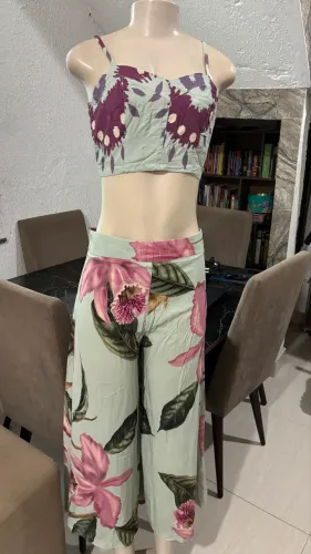 Lote de roupas