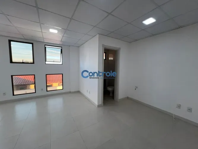 Imóvel para venda tem 36 metros quadrados em Capoeiras - Florianópolis - SC