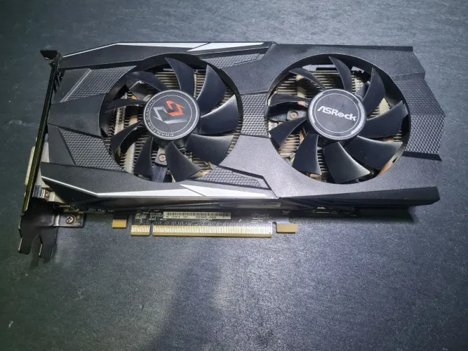 RX 570 ASROCK 4GB.