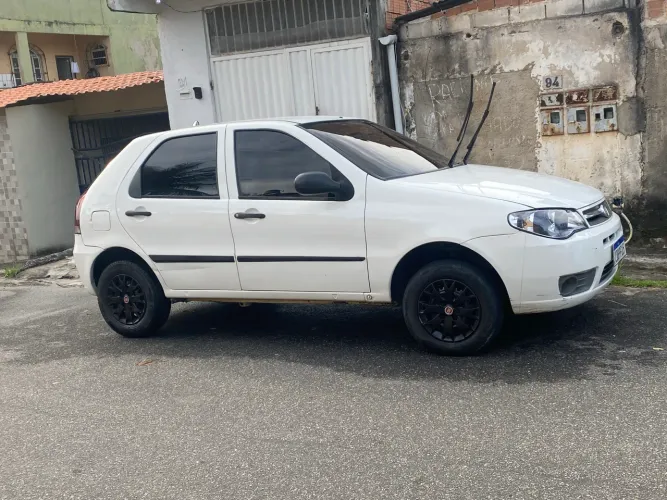 Fiat Palio 1.0 Economy Fire Flex 8V 4P 2014