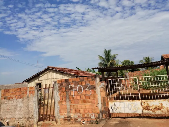 Vende casa + terreno