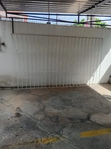 Grade e Portão  de Ferro ( USADA) 