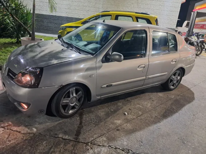 Renault Clio Sed. Privilège Hi-flex 1.0 16V 4P 2008