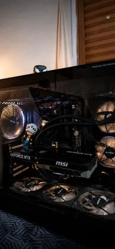 PC Gamer, Roda tudo.
