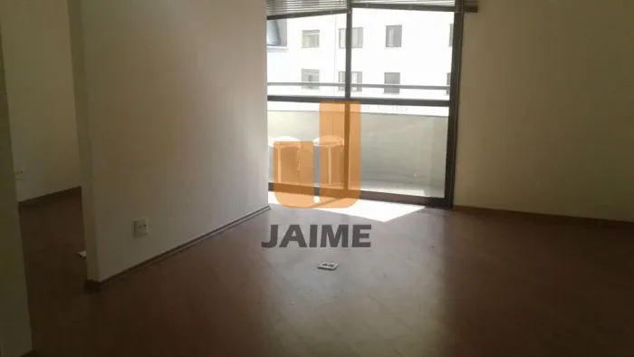 Sala comercial em Perdizes com ar condicionado e ótima localização!!!