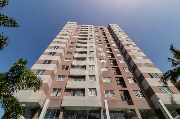 Locação de Apartamentos / Padrão na cidade de Curitiba