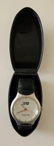 Relógio 30 anos volvo.