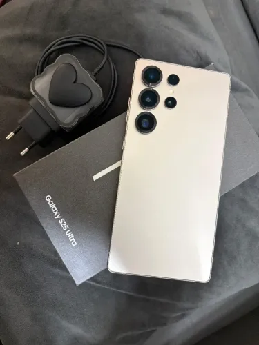 SAMSUNG S25 ULTRA - 256GB TITANIUM