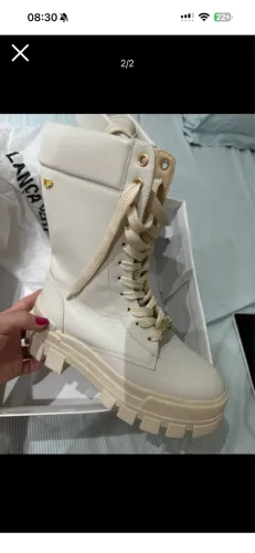 Bota lança perfume 35