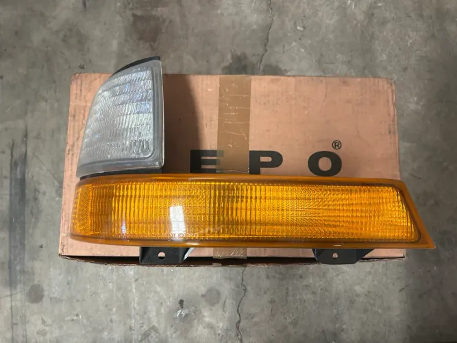 Pisca Lateral direito Ambar Ford Ranger 1998 A 2004