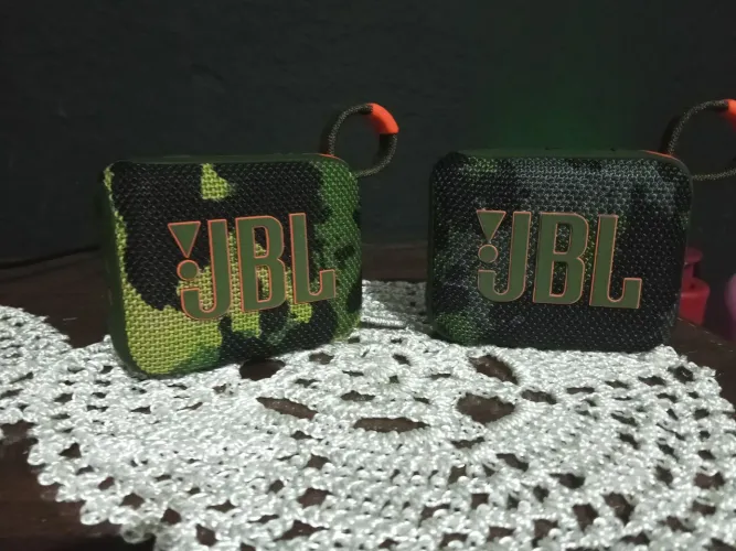 Caixinha de som JBL GO4