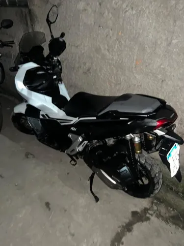 Honda ADV 150 2024