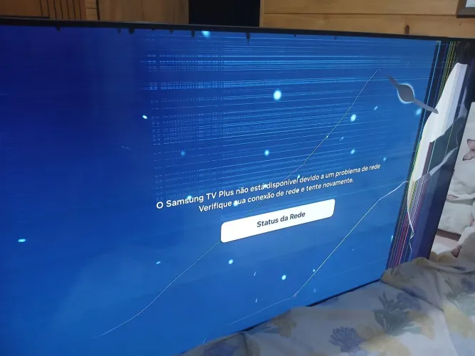 Tv pra retirar peças ou arrumar 50reais
