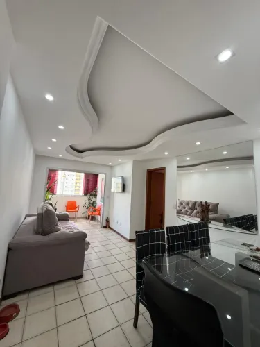 À venda, 3 quartos, sendo 1 suíte, 2 banheiros, 1 vaga de garagem, 72m², Setor Bueno, Goiâ