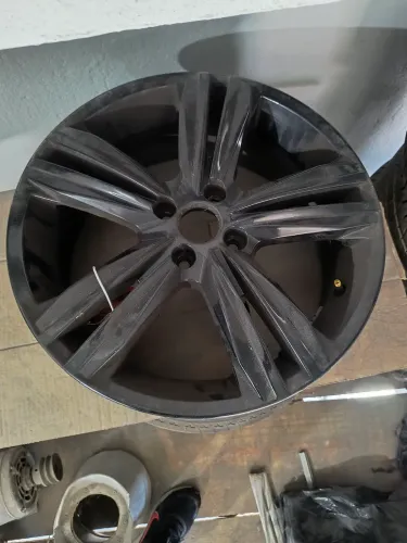 Jogo de Rodas aro 17 tala 6 4x100 Tiguan Rline