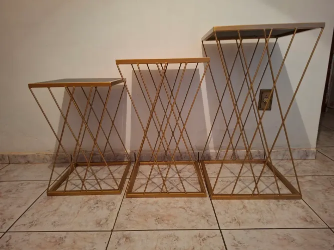 Kit 3 mesas Dourado 