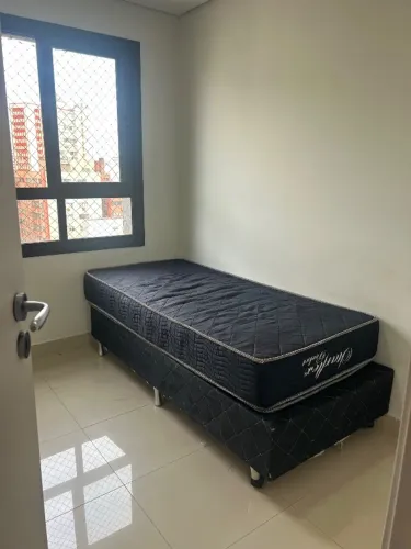 Cama solteiro com colchão
