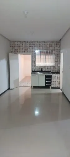 Casa, venda e troco, aceito carro.