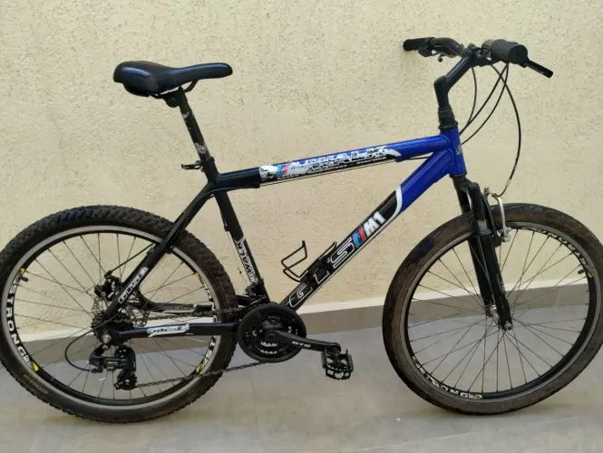 Bicicleta GTS muito nova 400.00