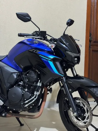 YAMAHA FAZER FZ25 24/24