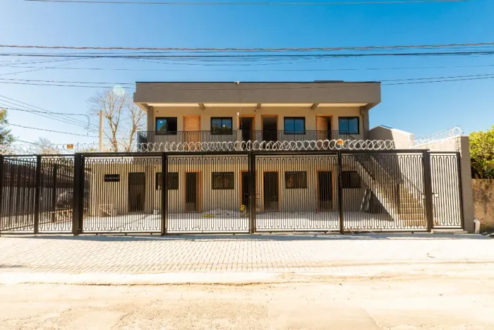 Studio mobiliado em condomínio residencial com 1 vaga para alugar, 25 m² por R$ 2.065/mês