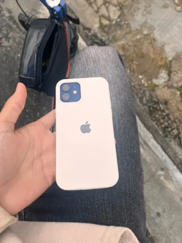iPhone 12