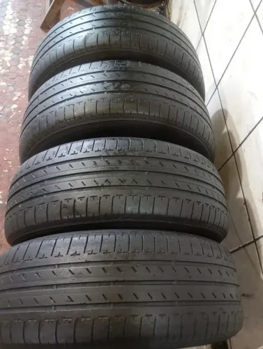 Pneus Bridstone ref 215 60 16 RS 800 os 4