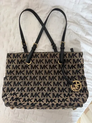Bolsa Michael Kors Monograma Preta