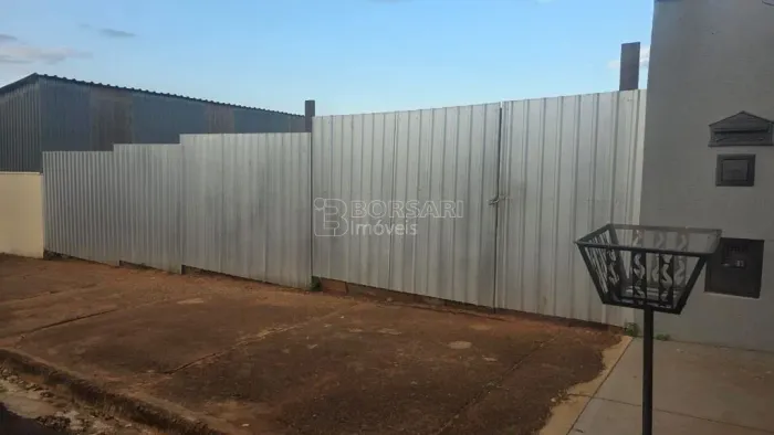 Venda de Terreno / Padrão na cidade de Araraquara