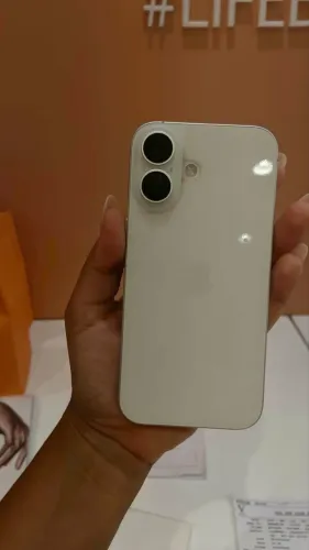 iPhone 16 128gb Seminovo Garantia até dezembro 2026