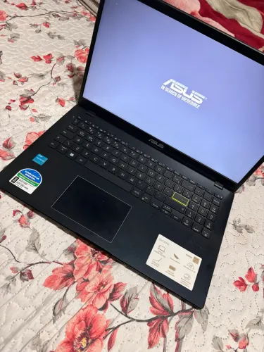 Notebook ASUS E510 - |R$ 1700, 00
