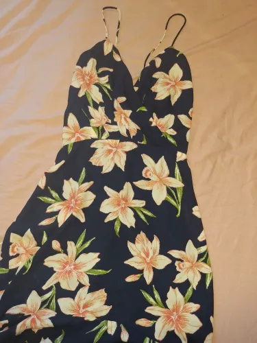 Vestido curto florido