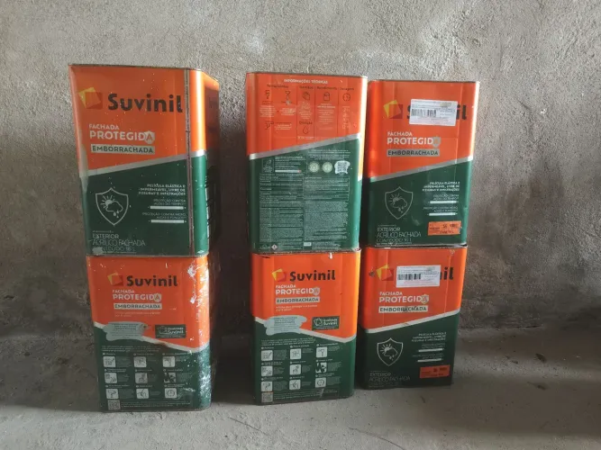 Tinta emborrachada Suvinil 16L- doce d limão - tenho 15 und de cad