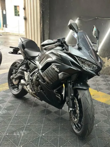 Vendo Ninja 650 Zerada