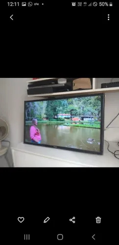 Tv  samsung smart  22 polegadas.  