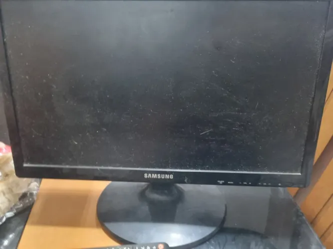 Vendo tela de pc
