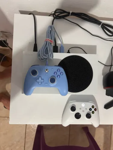 XBOX SERIE S SEMINOVO