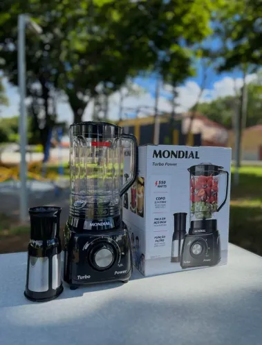 Liquidificador Mondial turbo novo