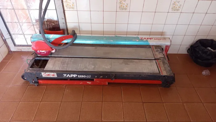 MESA DE CORTE RISCADEIRA ELETRICA CORTAG