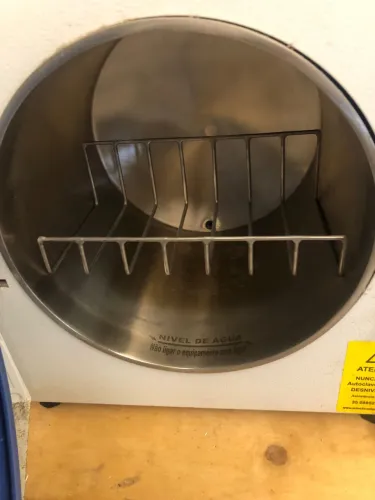 Autoclave de mesa digital 8L