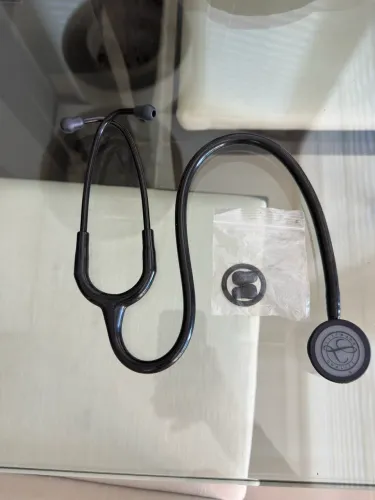 Estetoscópio Littmann All Black (Esfigmomanômetro + Nécessaire/BRINDE)