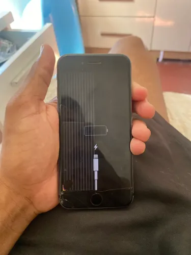 iPhone 8 normal precisa trocar tela 