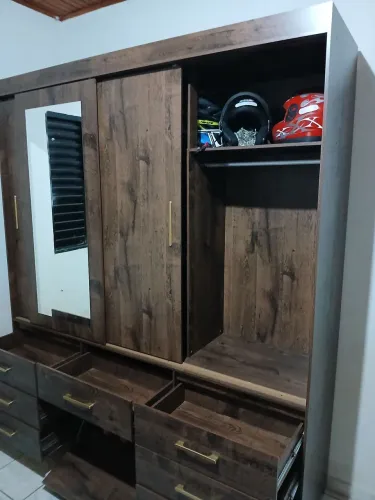 Guarda roupa