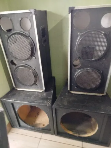 (PAR DE GABINETES P.A. PROF. SUB-18" + TRY-WAY 2 X 12")