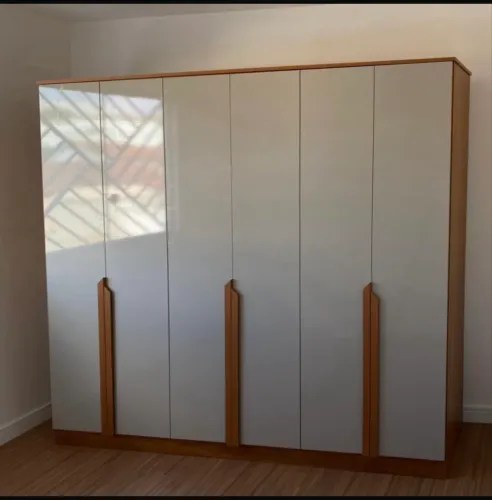 GUARDA ROUPA CASAL 6 PORTAS(ENTREGA IMEDIATA)